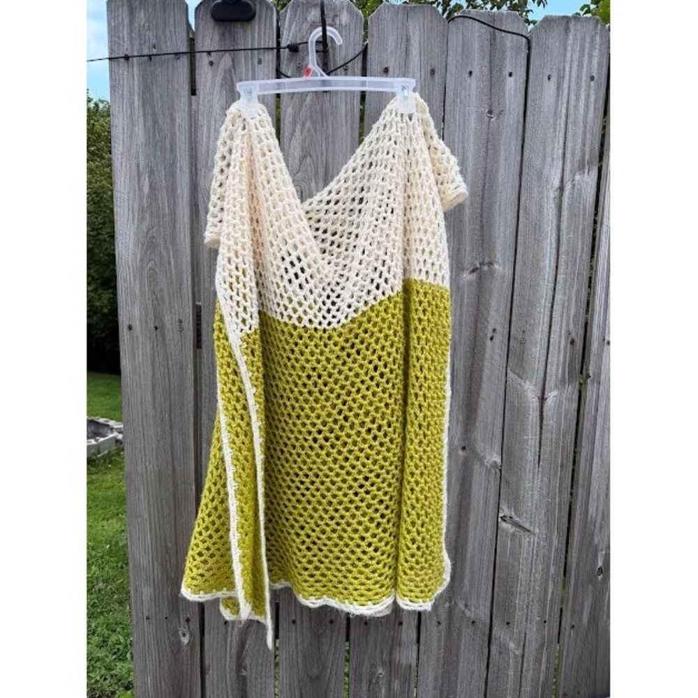 Boho Handmade Crochet Baby Blanket OS Green Cream Colorblock Mesh Knit Throw